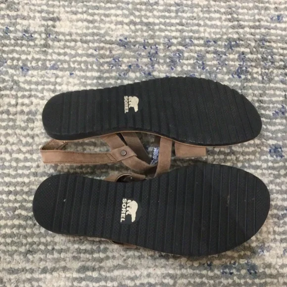 Womens size 8.5 Sorel Sandals - Picture 2 of 2